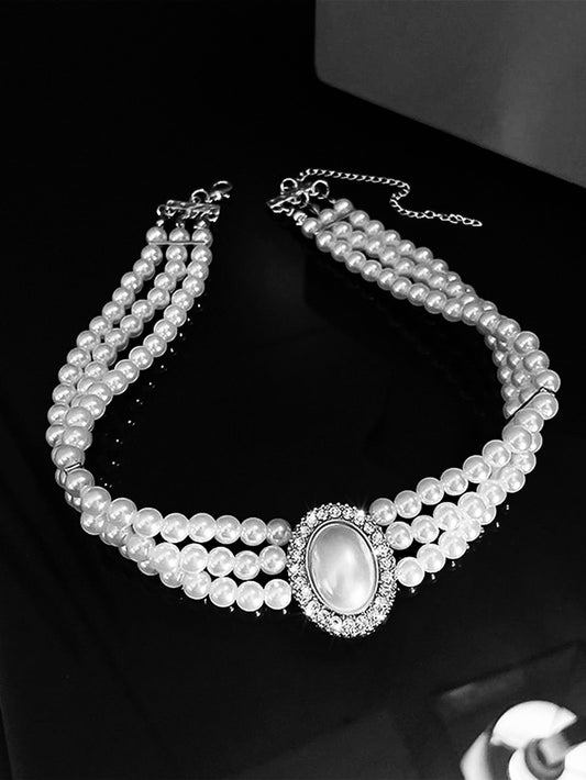 Artificial Pearl Necklace